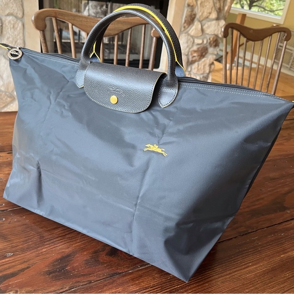 Longchamp Dark Gray Tote with Gold Details XL - Picture 5 of 5